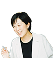 電話をとる女性スタッフ